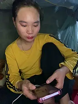 Snapshot of pitty_mymi chatting on December 22, 2025, 10:43 pm pitty mymi online show from December 22, 2025, 10:43 pm