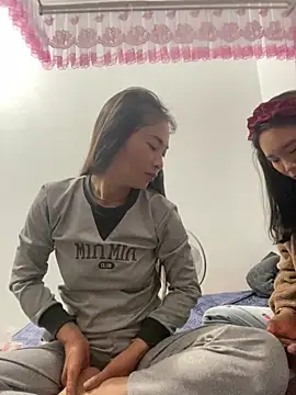 Snapshot of pitty_mymi chatting on March 9, 2026, 6:33 pm pitty mymi online show from March 9, 2026, 6:33 pm