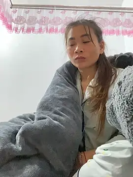 Snapshot of pitty_mymi chatting on March 12, 2026, 8:35 pm pitty mymi online show from March 12, 2026, 8:35 pm