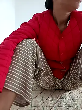 Snapshot of pitty_mymi chatting on April 15, 2026, 11:38 pm pitty mymi online show from April 15, 2026, 11:38 pm