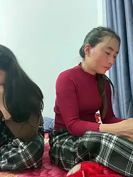 Snapshot of pitty_mymi chatting on December 18, 2025, 6:51 am pitty mymi online show from December 18, 2025, 6:51 am