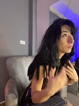 Snapshot of AmbarOishi__ chatting on December 18, 2025, 1:48 pm AmbarOishi online show from December 18, 2025, 1:48 pm