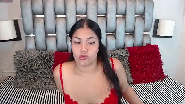 Snapshot of Channel_Mills chatting on April 1, 2026, 10:07 pm Channel Mills online show from April 1, 2026, 10:07 pm