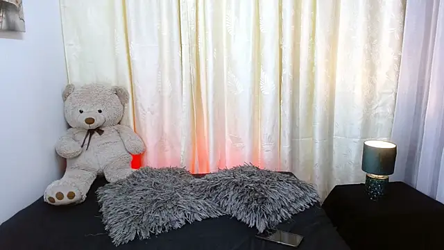 Snapshot of Channel_Mills chatting on May 8, 2026, 1:31 am Channel Mills online show from May 8, 2026, 1:31 am
