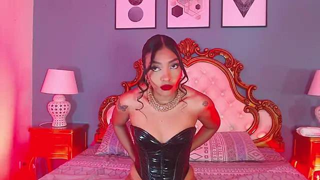 Snapshot of Samantha_Bale chatting on December 18, 2025, 11:47 am Samantha Bale online show from December 18, 2025, 11:47 am