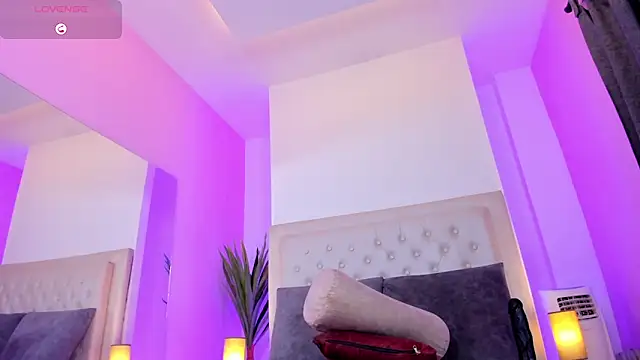 violeta santanna online show from March 15, 2026, 9:38 am