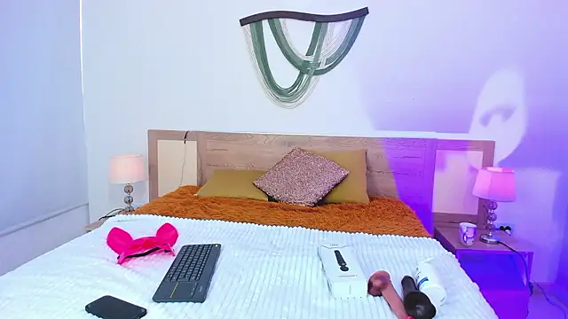 Snapshot of Emily_Frostt chatting on February 27, 2026, 12:27 pm Emily Frostt online show from February 27, 2026, 12:27 pm