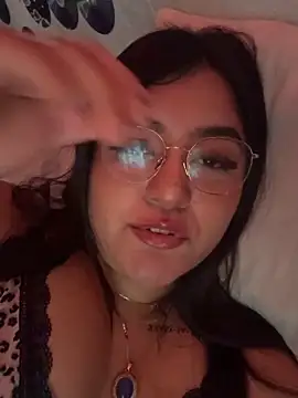 love queen02 online show from November 20, 2025, 5:35 pm