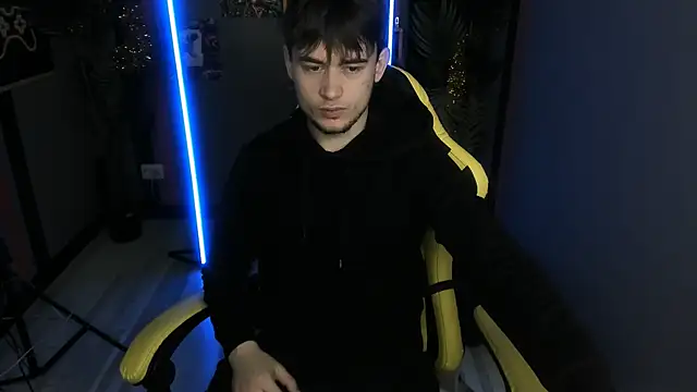 Snapshot of AlejandroEllias chatting on January 13, 2026, 5:22 am AlejandroEllias online show from January 13, 2026, 5:22 am