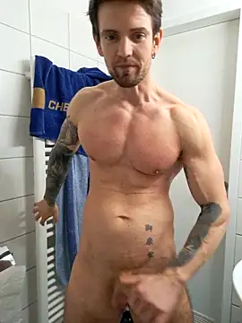 Snapshot of Mystery_Mark chatting on March 13, 2026, 10:15 pm Mystery Mark online show from March 13, 2026, 10:15 pm