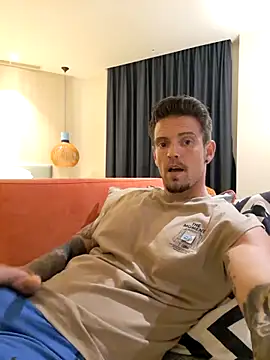 Snapshot of Mystery_Mark chatting on April 1, 2026, 2:58 pm Mystery Mark online show from April 1, 2026, 2:58 pm