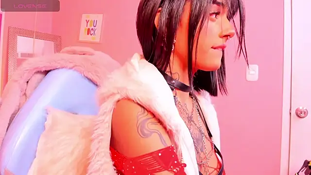 Snapshot of Milu_carbajal_x chatting on April 11, 2026, 4:20 am Milu carbajal x online show from April 11, 2026, 4:20 am