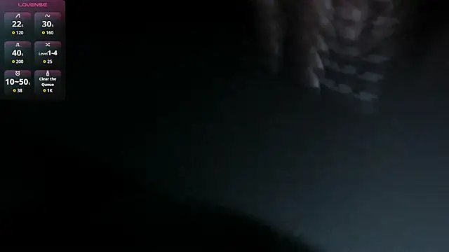 Snapshot of Violet_Moon20 chatting on January 16, 2026, 4:05 am Violet Moon20 online show from January 16, 2026, 4:05 am