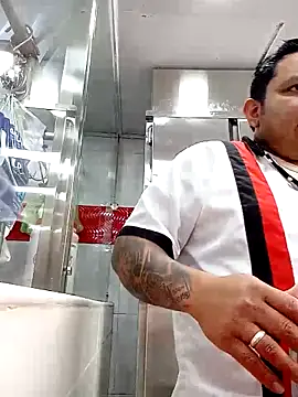 gordoju online show from November 23, 2025, 2:49 pm