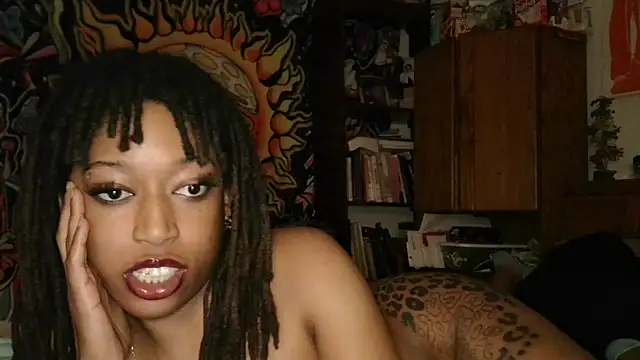 stellakobra online show from December 22, 2025, 4:23 am