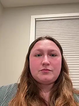 sammi b12 online show from May 3, 2026, 2:16 am