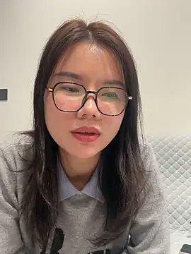 Snapshot of qunqun2580 chatting on November 15, 2025, 1:15 pm qunqun2580 online show from November 15, 2025, 1:15 pm