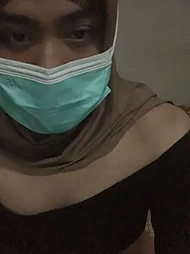 Snapshot of yuliabirdiantie1 chatting on November 25, 2025, 6:30 pm yuliabirdiantie1 online show from November 25, 2025, 6:30 pm