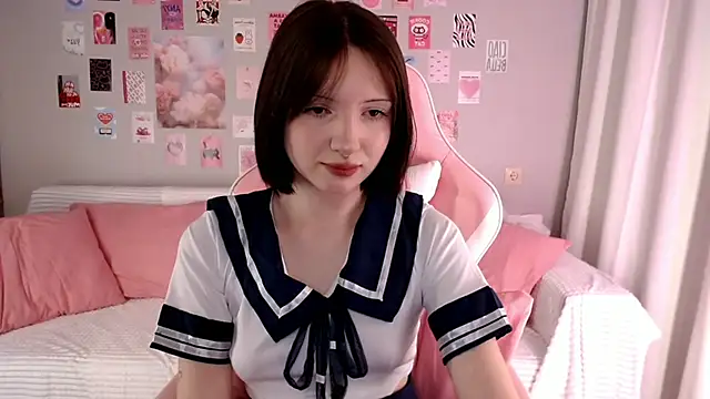 Snapshot of Lexi_Bottom chatting on December 23, 2025, 2:00 am Lexi Bottom online show from December 23, 2025, 2:00 am