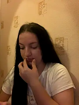 Snapshot of DianasLovex chatting on November 27, 2025, 9:15 pm DianasLovex online show from November 27, 2025, 9:15 pm