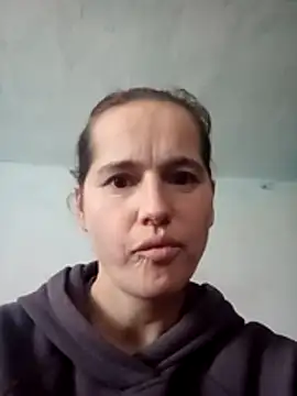 Snapshot of MelisaaRain chatting on December 14, 2025, 7:58 am MelisaaRain online show from December 14, 2025, 7:58 am