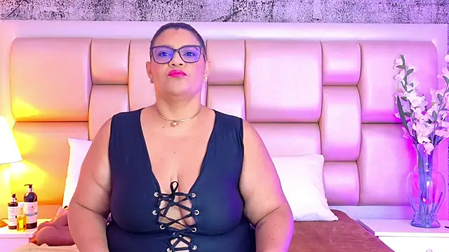 SelennaCooper online show from February 24, 2026, 11:55 am