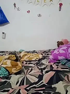 Snapshot of Elduodinamico45 chatting on December 21, 2025, 1:19 am Elduodinamico45 online show from December 21, 2025, 1:19 am