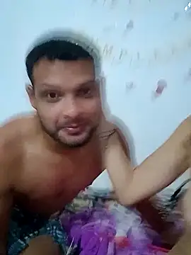 Snapshot of Elduodinamico45 chatting on December 2, 2025, 3:30 am Elduodinamico45 online show from December 2, 2025, 3:30 am