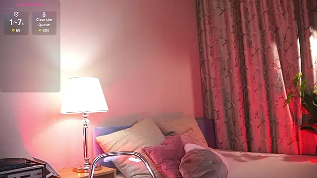 Snapshot of lexy_exe chatting on February 17, 2026, 8:39 pm lexy exe online show from February 17, 2026, 8:39 pm