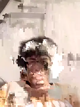 Snapshot of seloioo_36 chatting on December 3, 2025, 9:14 pm seloioo 36 online show from December 3, 2025, 9:14 pm