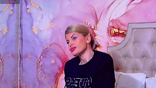 Snapshot of SalmaRroze chatting on December 3, 2025, 4:24 am SalmaRroze online show from December 3, 2025, 4:24 am