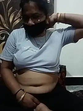 Snapshot of Menka_cut34 chatting on July 18, 2026, 10:51 pm Menka cut34 online show from July 18, 2026, 10:51 pm