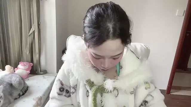 Snapshot of Sep-oo chatting on December 2, 2025, 12:44 am Sep-oo online show from December 2, 2025, 12:44 am