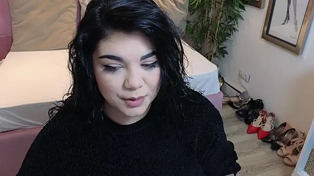 SpicyCarlaXX online show from March 5, 2026, 7:43 pm