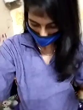 Snapshot of Rani_janam chatting on May 10, 2026, 4:31 pm Rani janam online show from May 10, 2026, 4:31 pm