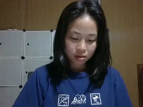Snapshot of Cat-meow chatting on May 11, 2026, 4:04 pm Cat-meow online show from May 11, 2026, 4:04 pm