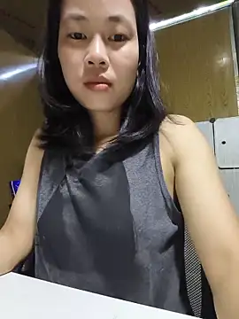 Snapshot of Cat-meow chatting on May 24, 2026, 11:37 pm Cat-meow online show from May 24, 2026, 11:37 pm