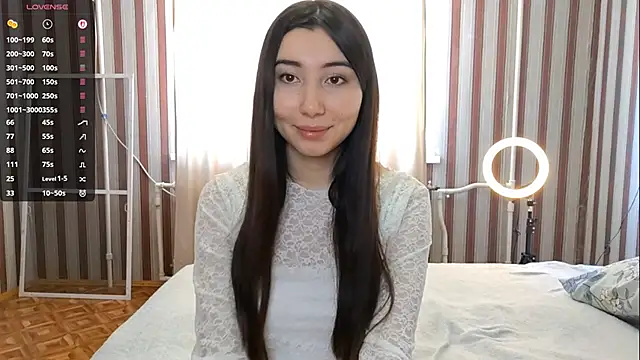 Snapshot of Alice_puff chatting on February 22, 2026, 8:17 am Alice puff online show from February 22, 2026, 8:17 am