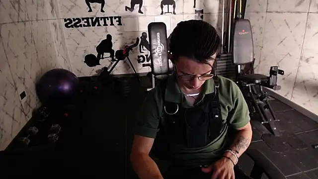 Snapshot of Brandon_starkk chatting on November 29, 2025, 12:05 pm Brandon starkk online show from November 29, 2025, 12:05 pm