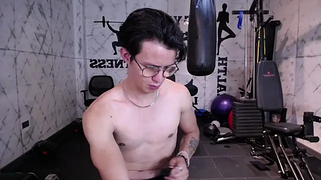 Snapshot of Brandon_starkk chatting on November 24, 2025, 11:54 am Brandon starkk online show from November 24, 2025, 11:54 am