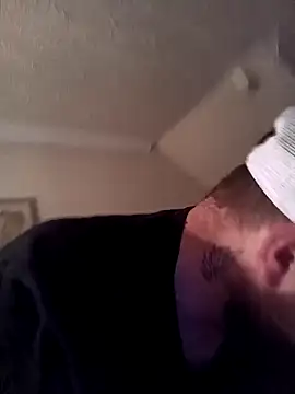 Snapshot of LetsmeetLincoln chatting on November 16, 2025, 6:01 pm LetsmeetLincoln online show from November 16, 2025, 6:01 pm