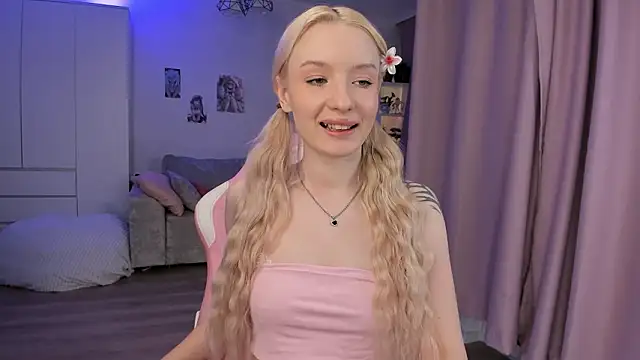 Snapshot of Tiffany_Paw chatting on February 7, 2026, 3:25 am Tiffany Paw online show from February 7, 2026, 3:25 am