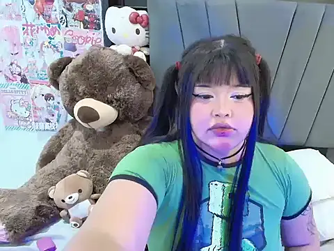kittyhtxx online show from November 17, 2025, 10:58 pm