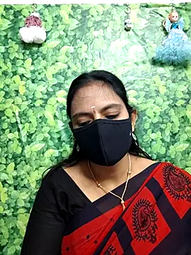 Snapshot of Queen-Neha chatting on December 16, 2025, 5:44 am Queen-Neha online show from December 16, 2025, 5:44 am