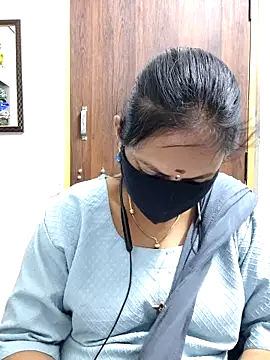 Queen-Neha online show from March 13, 2026, 6:02 pm