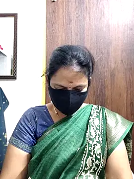 Snapshot of Queen-Neha chatting on February 21, 2026, 6:43 pm Queen-Neha online show from February 21, 2026, 6:43 pm