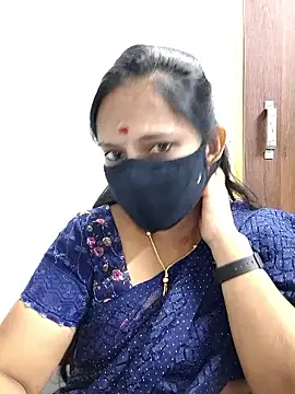 Snapshot of Queen-Neha chatting on January 7, 2026, 6:40 am Queen-Neha online show from January 7, 2026, 6:40 am