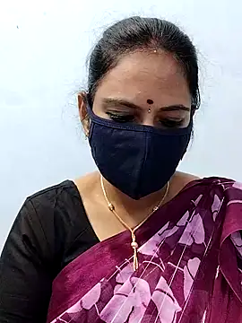 Snapshot of Queen-Neha chatting on December 5, 2025, 5:55 pm Queen-Neha online show from December 5, 2025, 5:55 pm