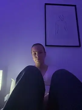 Snapshot of Sandrasnoww chatting on November 25, 2025, 8:09 pm Sandrasnoww online show from November 25, 2025, 8:09 pm