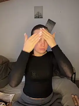 Snapshot of Sandrasnoww chatting on December 16, 2025, 12:31 pm Sandrasnoww online show from December 16, 2025, 12:31 pm